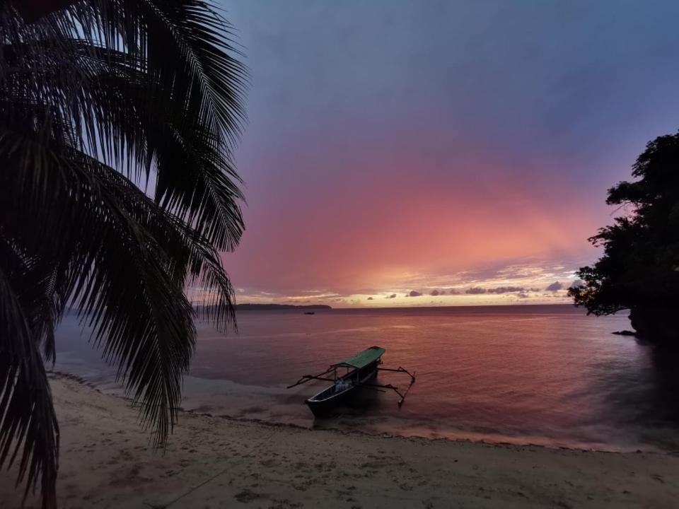 Sunset Beach Batudaka Экстерьер фото